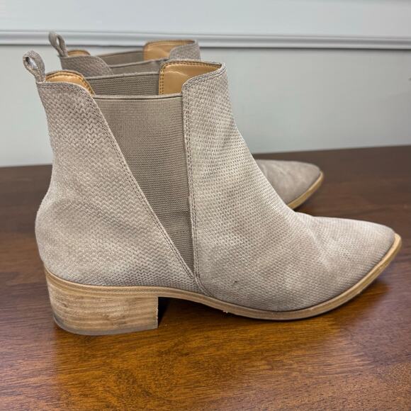 Marc Fisher Yale Dark Neutral Suede Chelsea Boot US Size 10 - Picture 5 of 15